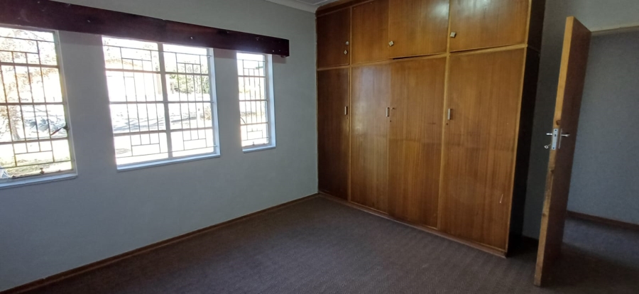 4 Bedroom Property for Sale in Hospitaalheuwel Free State